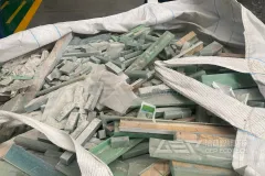 废弃风电叶片如何“重生”？揭秘风电垃圾回收再利用工艺及设备