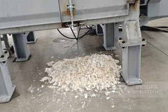 旧衣物、滤布、窗帘、广告布该用什么设备破碎撕碎？洁普给出专业解决方案