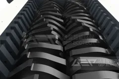 智能固废终结者--双轴撕碎机