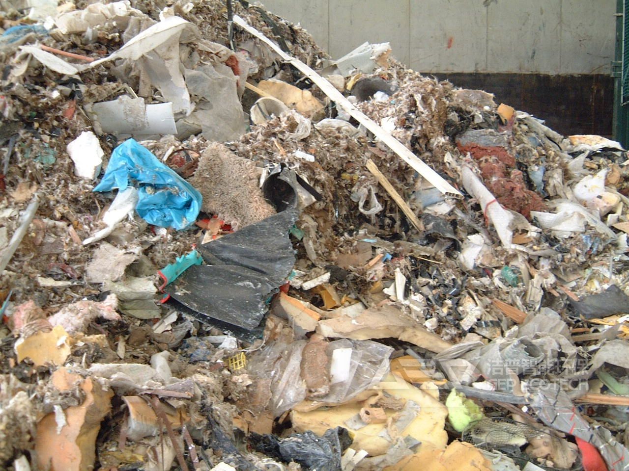 城市固体垃圾原料