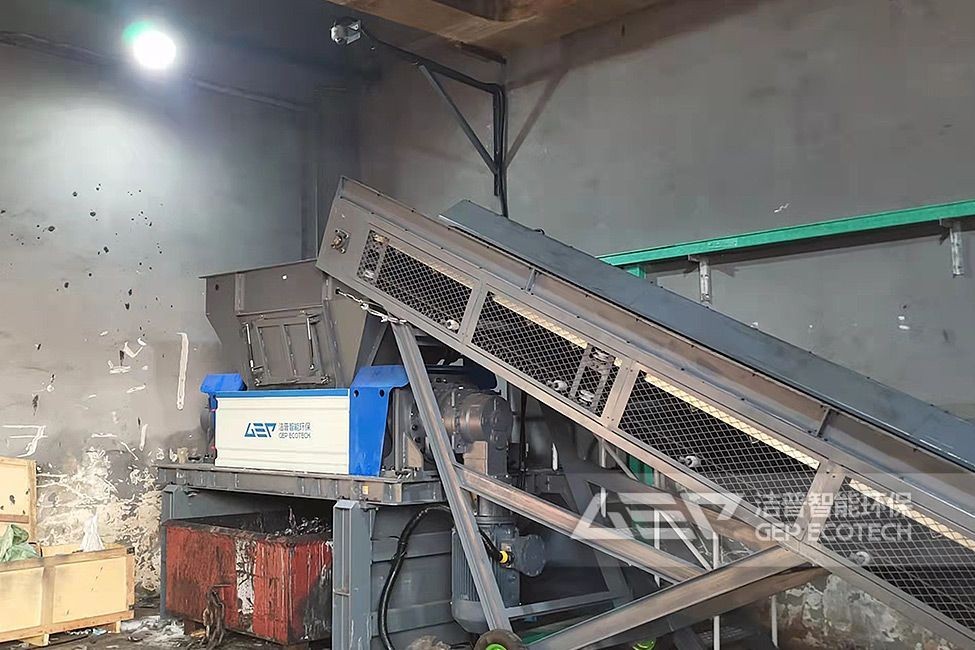 双轴塑料桶破碎机