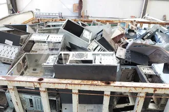 电子垃圾破碎工艺及核心设备推荐