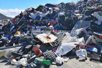 洁普塑料垃圾粉碎生产线设备多少钱一套？