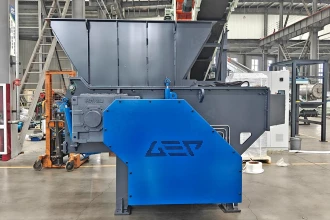 提升效率，降低成本：洁普环保平推细碎机为渔网回收带来新突破