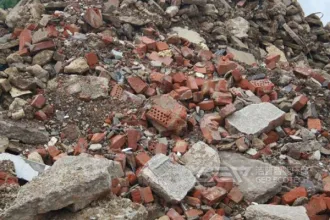 新疆建筑垃圾处理设备厂家，建筑废料破碎设备价格