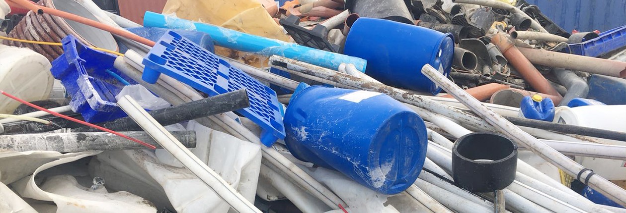 废旧塑料处理前