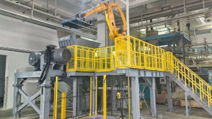 洁普硬核撕碎机轻松破碎30mm厚铜板