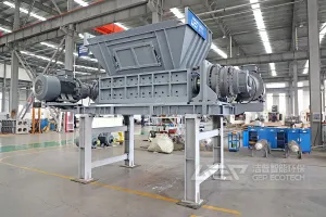 旧太阳能电池板撕碎机有哪些类型？多少钱一台