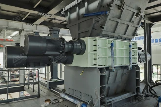 洁普塔楼式危废破碎系统：全流程集成，安全・高效・人性化