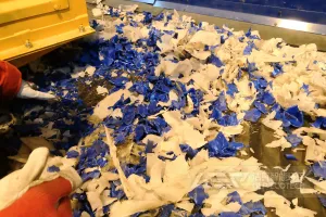 洁普平推单轴细碎机——助力聚酯特种材料精细化破碎