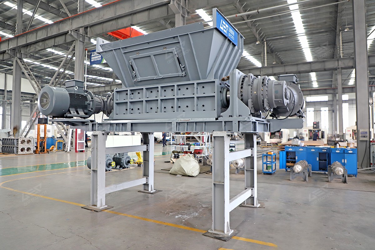 双轴金属垃圾撕碎机