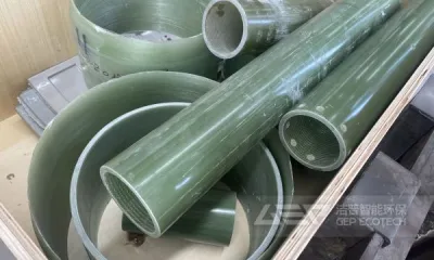 使用洁普双轴撕碎机对废玻璃钢管道进行破碎减容