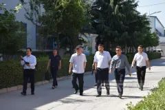 原阳县委常委、统战部部长殷国伟一行莅临洁普智能环保参观
