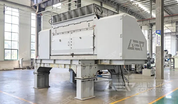 单轴细碎机在废纺处理中的核心应用及优势分析