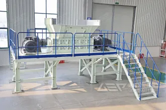 双轴剪切式撕碎机在工业垃圾处理中发挥的作用