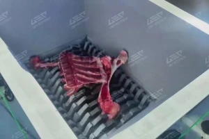 牛羊骨皮专用双轴撕碎机，无害化处置好帮手
