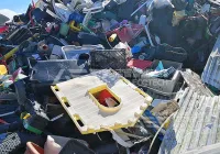 硬塑料回收用什么粉碎机？